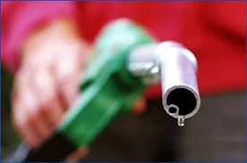 بنزین شاید از ابتدای سال آینده تک‌نرخی شود