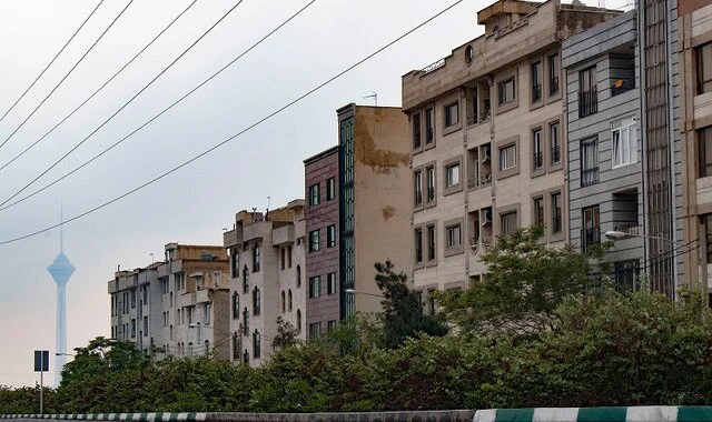 مالکان بیش از یک خانه در حال شناسایی هستند